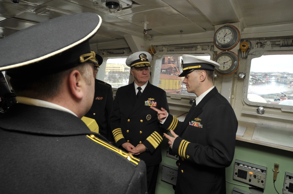 CNO travels to Russia