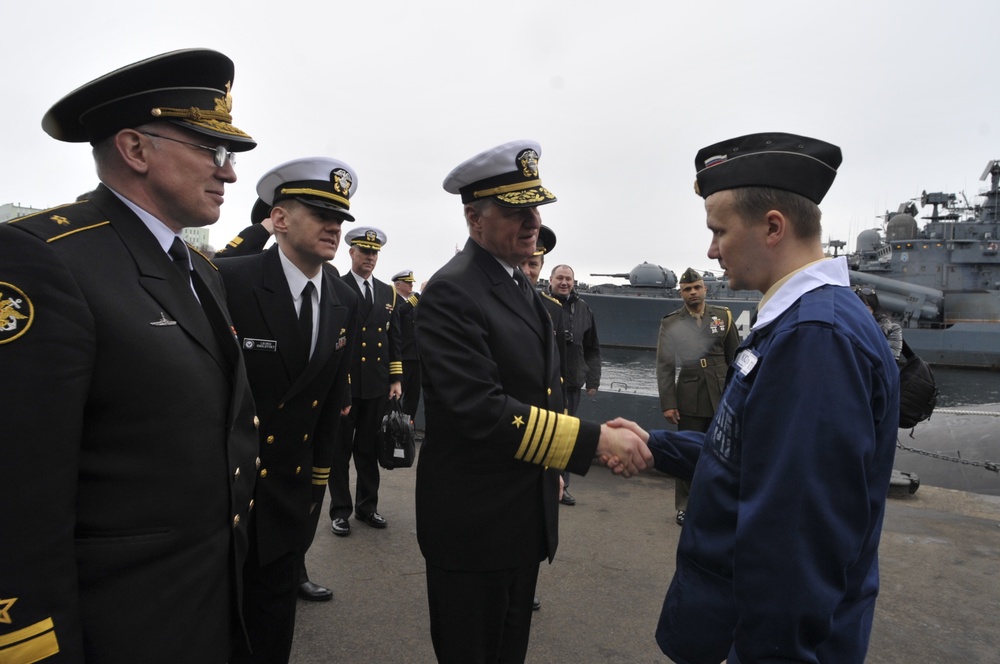 CNO travels to Russia