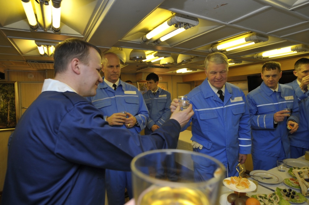 CNO travels to Russia