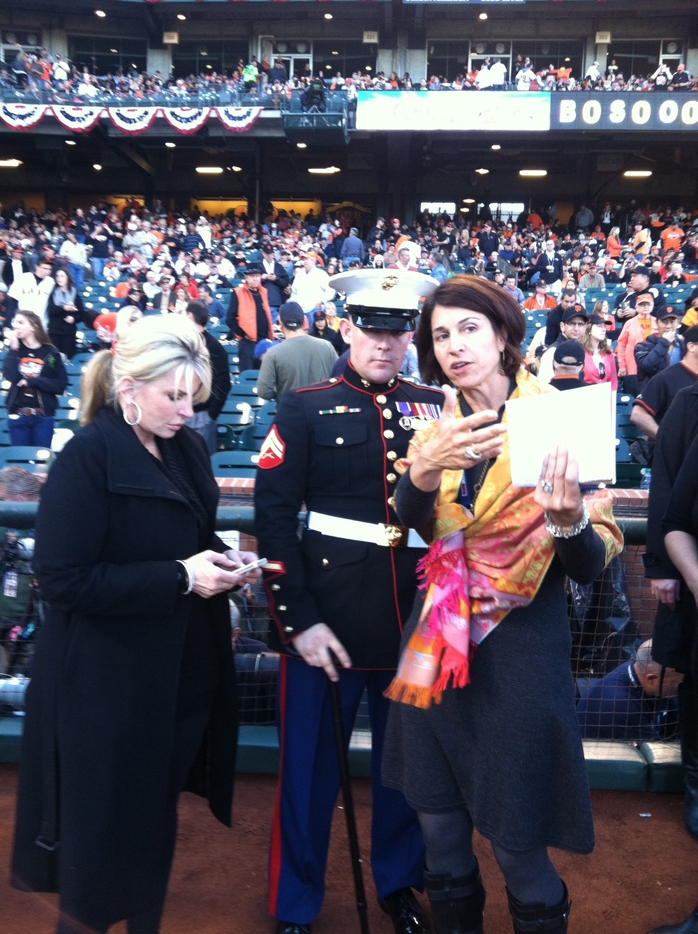 Wounded Marine throws opening pitch in 2012 World Series Game 2