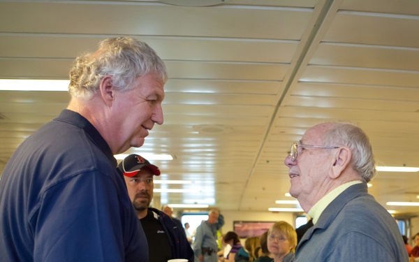 Deputy Administrator Serino thanks DHS volunteers