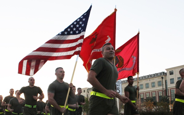 Marines commemorate their 237th birthday with motivational run