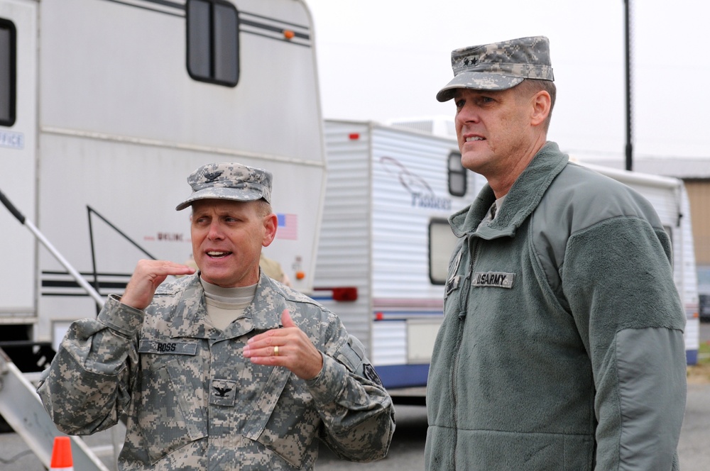 Maj. Gen. O'Connor visits DLA fuel yard