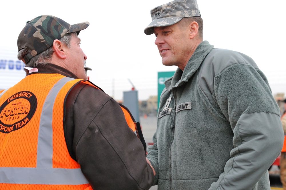 Maj. Gen. O'Connor visits contracted company employee