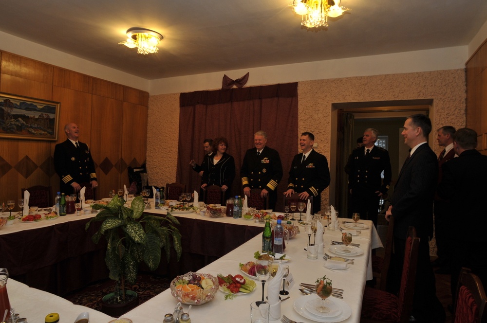 CNO visits Russian fleet