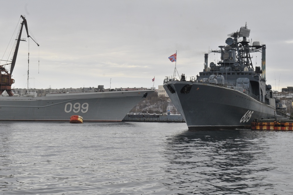 CNO visits Russian fleet