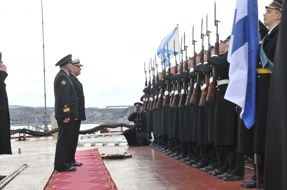 CNO visits Russian fleet