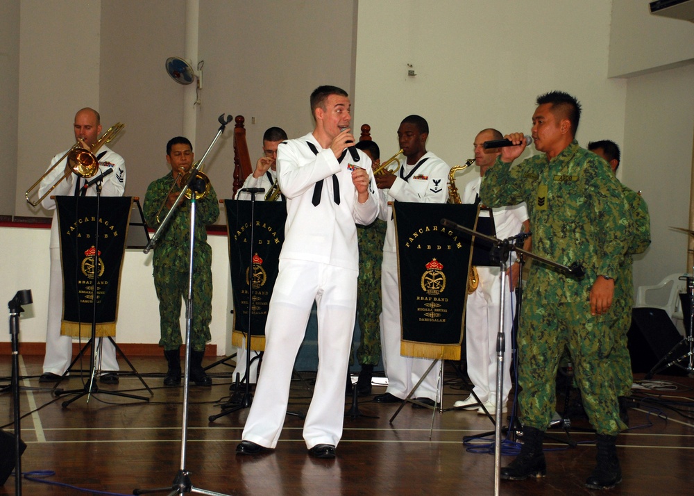 Band plays in Brunei