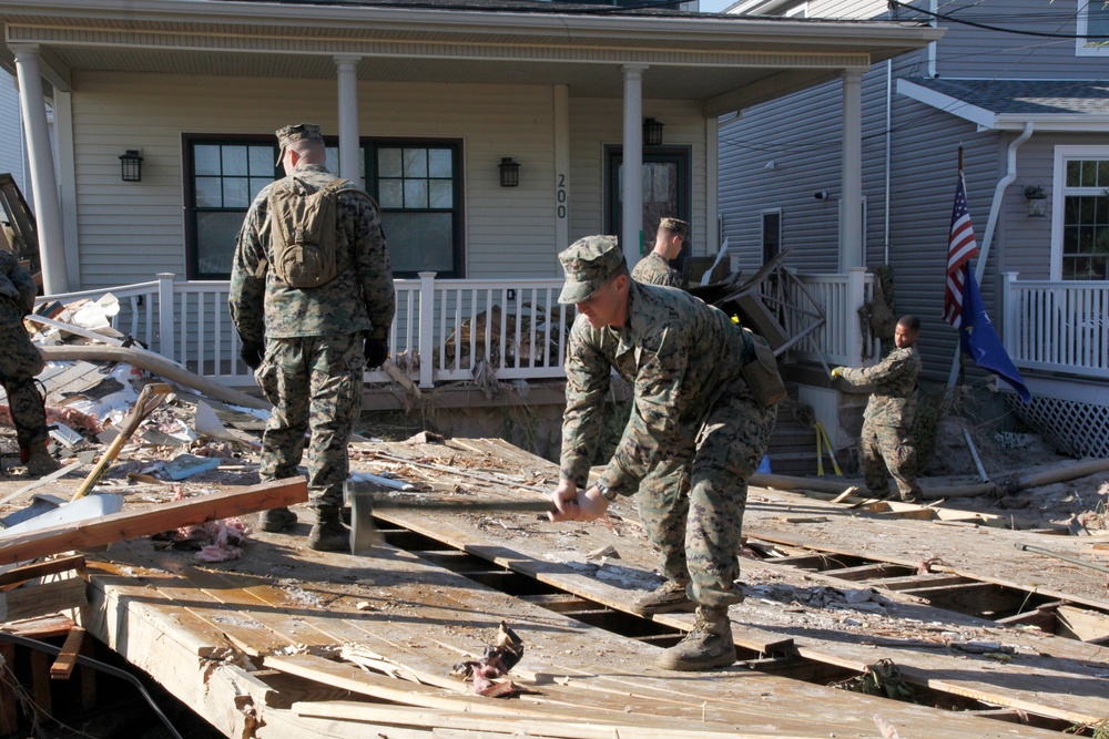 Marines, sailors continue to support clean up efforts in New York