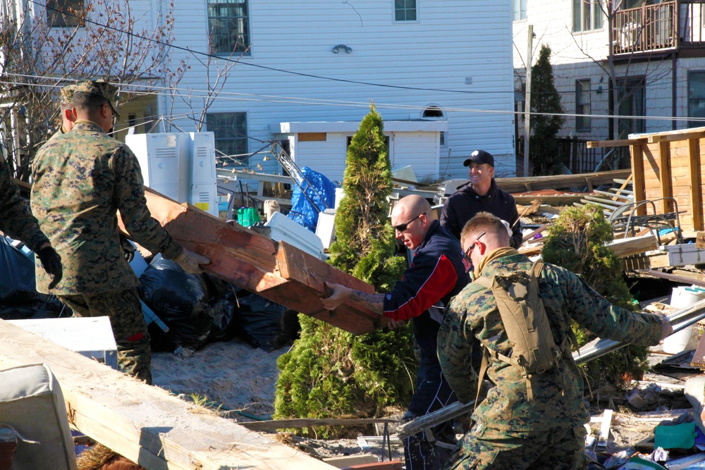 Marines, sailors continue to support clean up efforts in New York