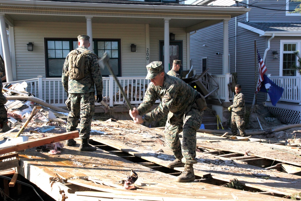 Marines, sailors continue to support clean up efforts in New York