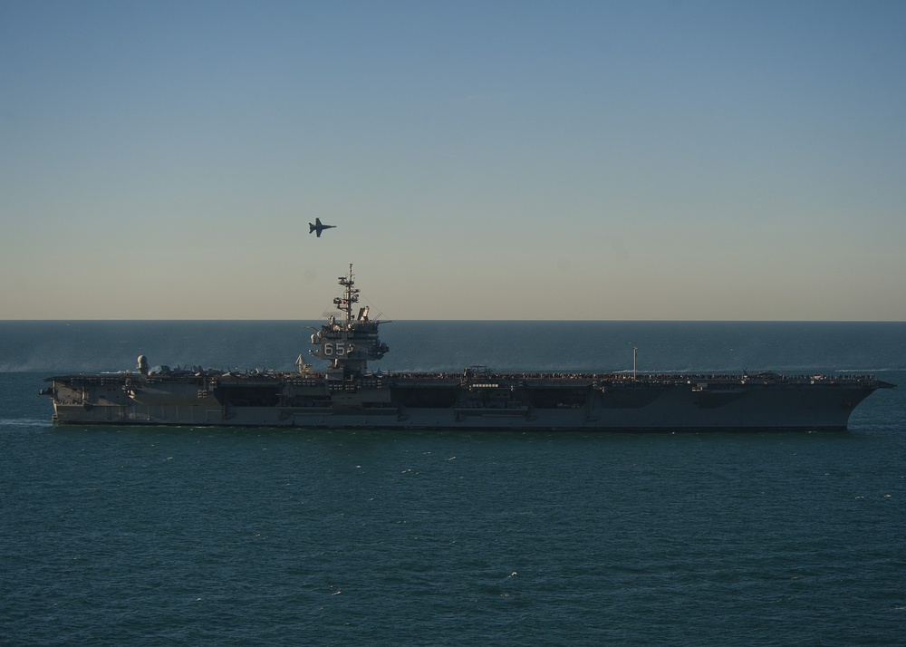 USS Enterprise conducts final tiger cruise