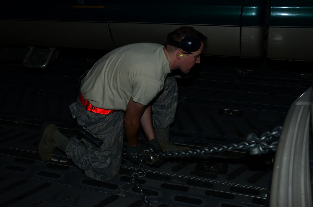 Wright-Patt Reserve unit completes 9th mission in support of Hurricane Sandy relief efforts