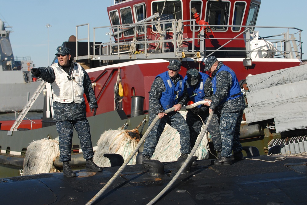 USS Boise returns to port