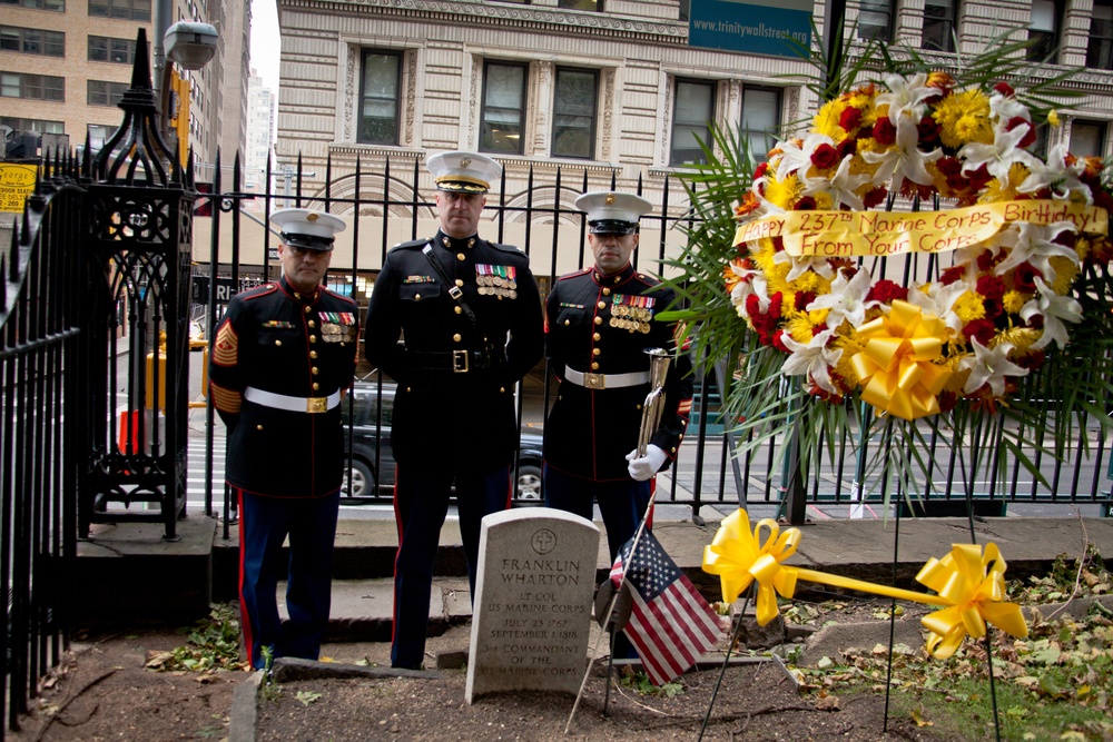 Marines place wreath at grave site of 3rd Commandant on 237th Marine Corps' birthday, Nov. 10