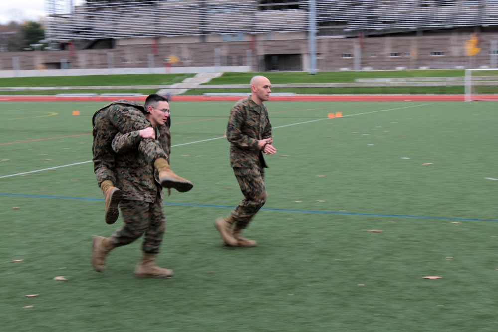Recruiting Station Albany Marines take Combat Fitness Test
