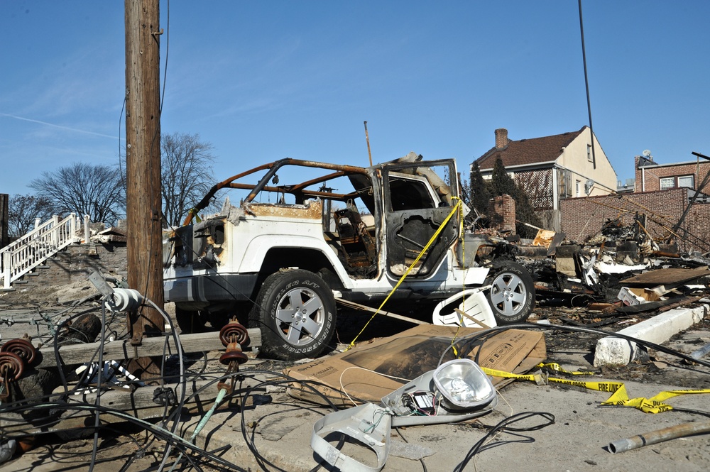 Fire ravages Rockaway Beach neighborhood