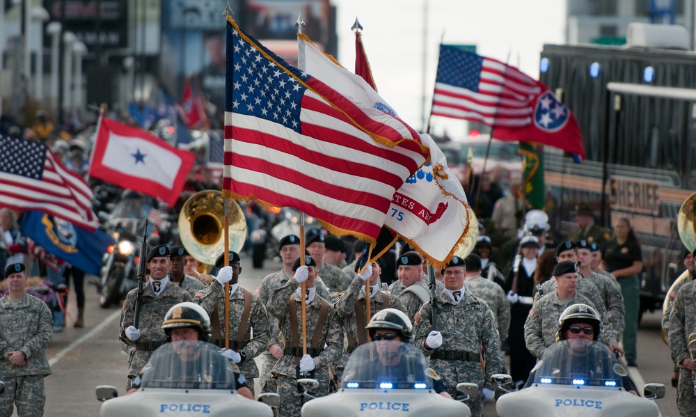 DVIDS Images Veterans Day Parade in Nashville [Image 4 of 6]