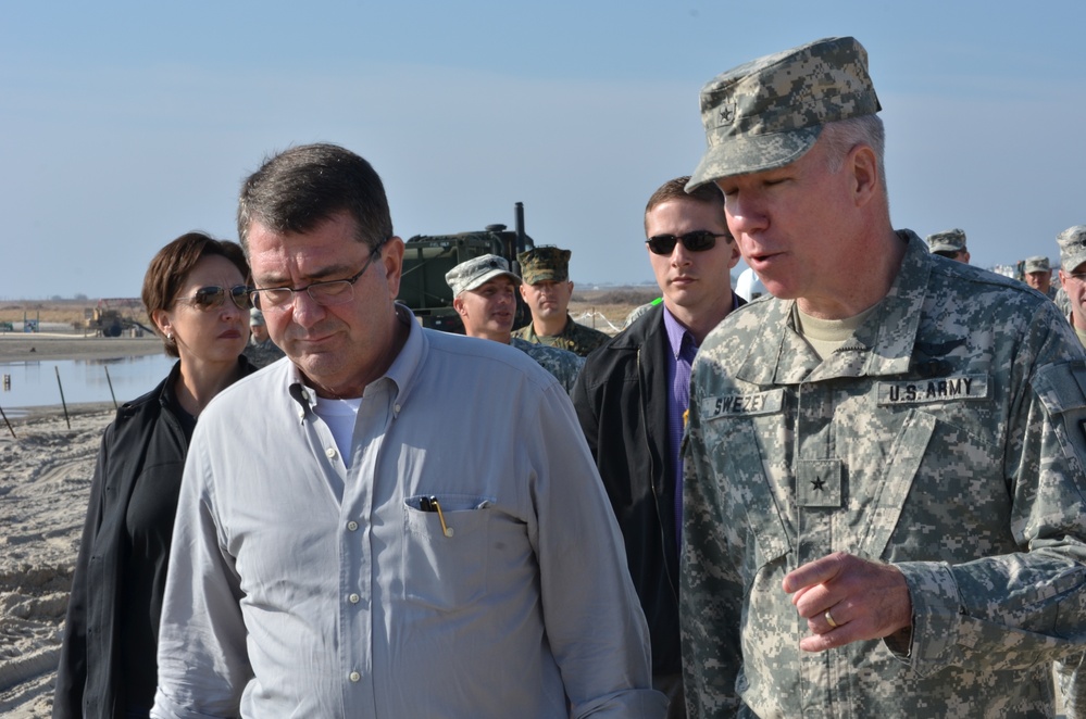 Deputy Secretary of Defense visits Breezy Point, NY