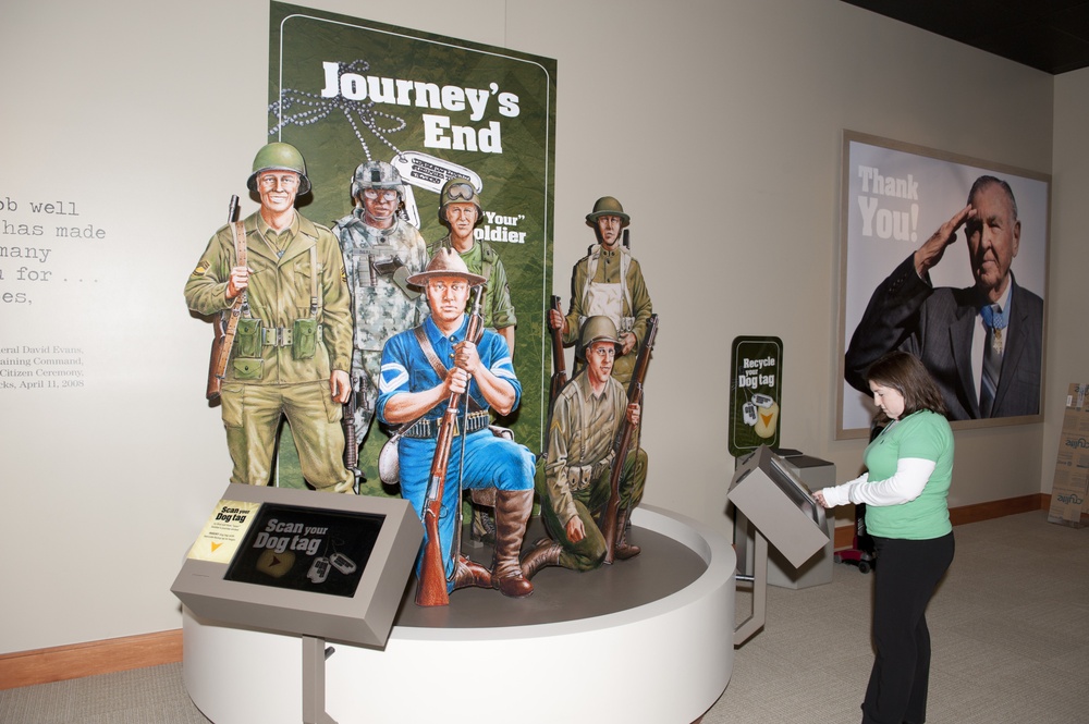 Soldiers Experience Gallery opens