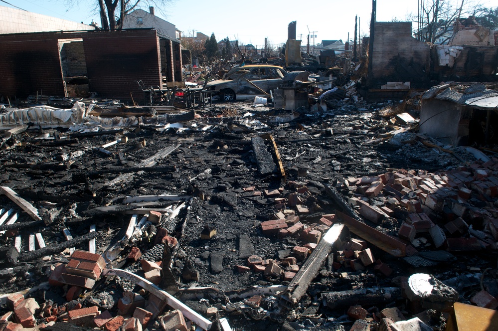 Fires in Rockaway destroy houses