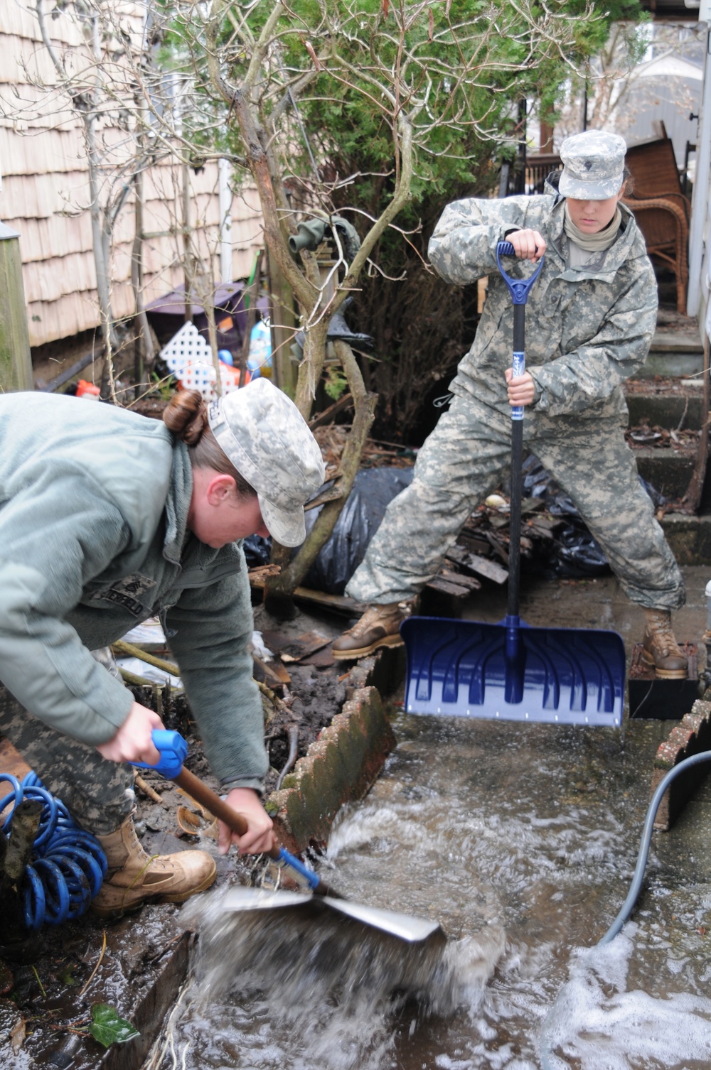 Army Reserves pumps water out any way they can