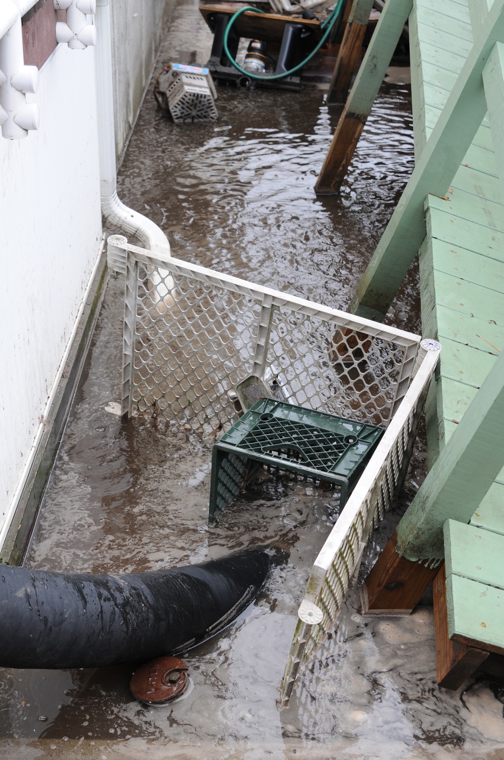 Army Reserves gets the water out any way they can