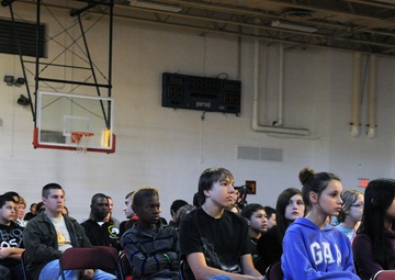 Faculty, community, students take stand against bullying