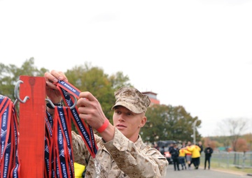 New leaders of the Marine Corps ends marathon with cheers