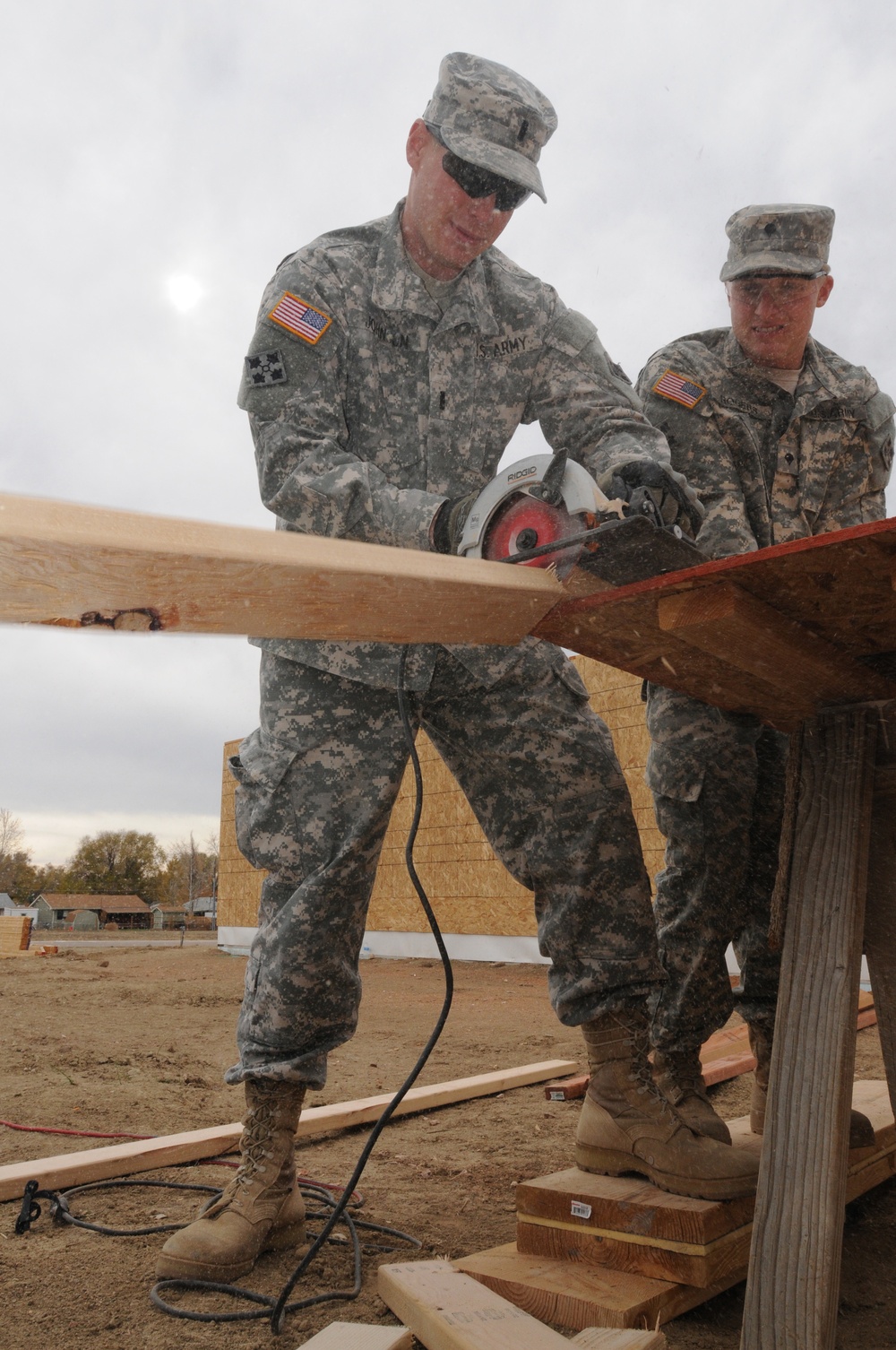 DVIDS - News - ‘Lonestar’ Engineers Volunteer To Help Build A House