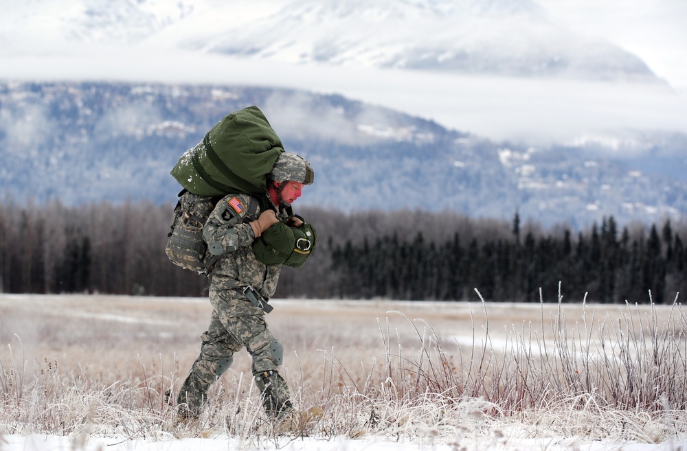 4th BDE (ABN) 25th ID Jumps in Alaska