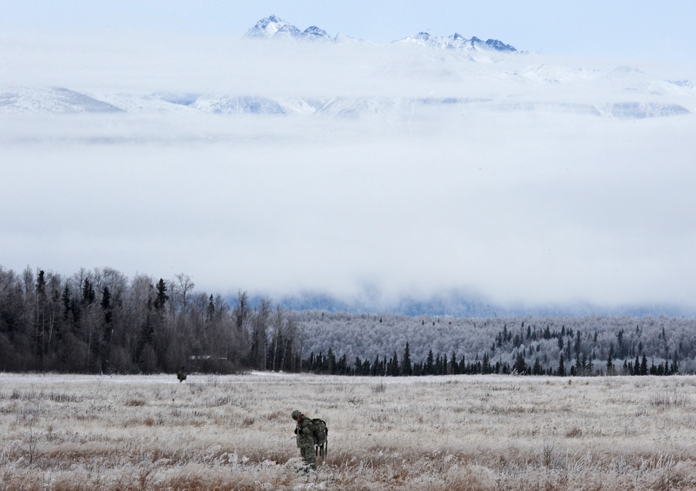 4th BDE (ABN) 25th ID Jumps in Alaska