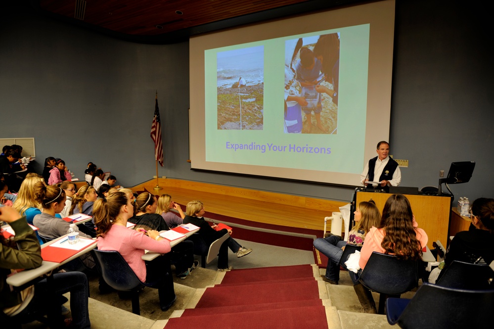 NPS Promotes STEM Fields Through Expanding Your Horizons Conference