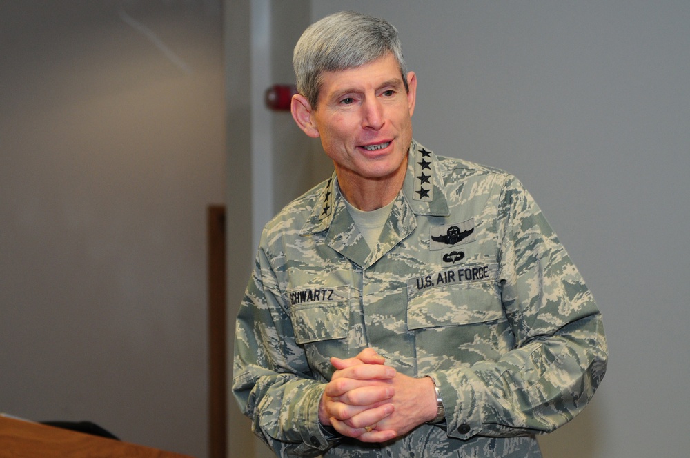Air Force chief of staff visits RAF Lakenheath