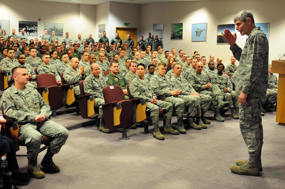 Air Force chief of staff visits RAF Lakenheath