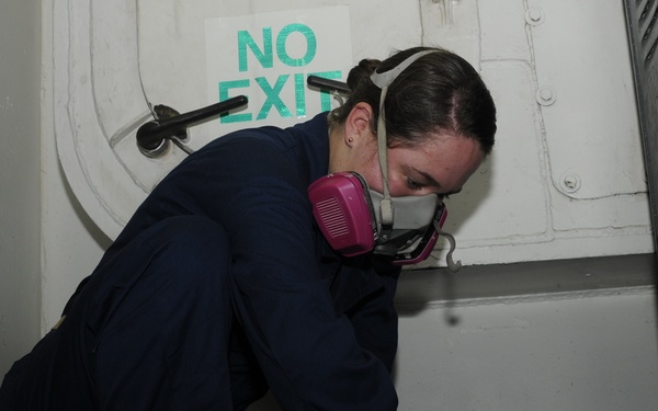 Carter visits Peleliu