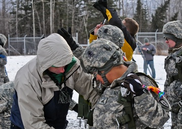 3-509th hosts Arctic G.I. Jane Day