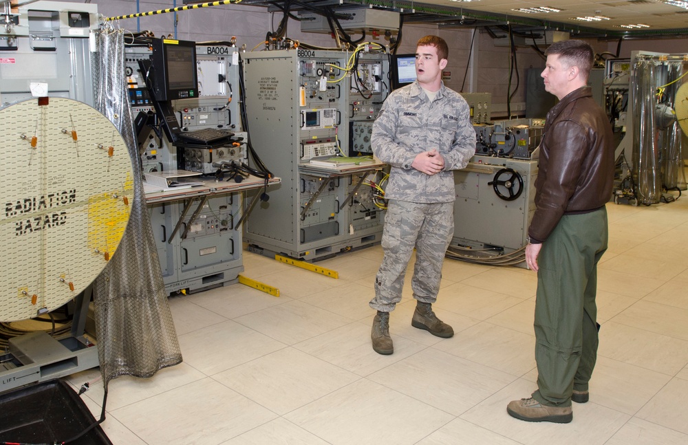 Liberty Wing CC visits airmen of the avionics intermediate shop