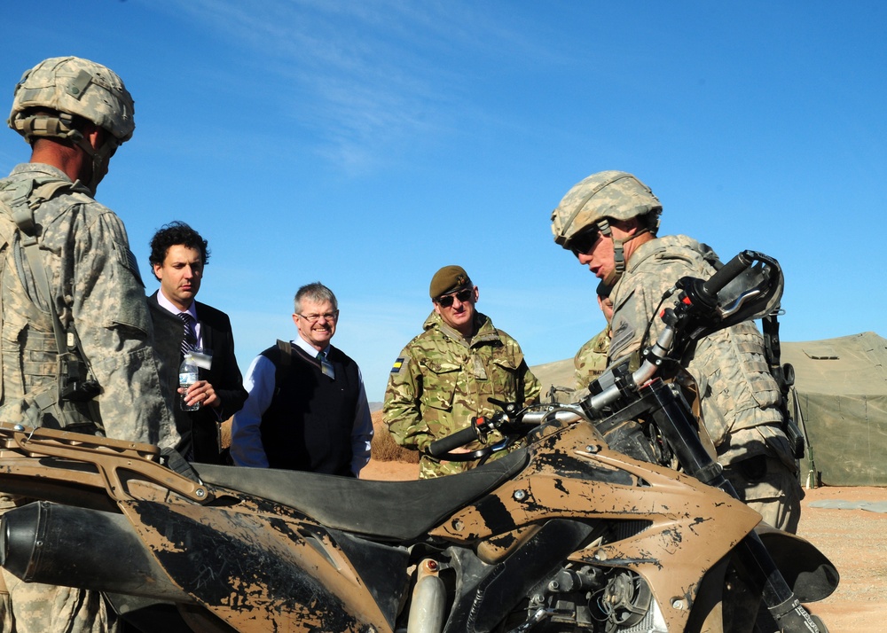 NIE demonstrates modern equipment to foreign VIPs