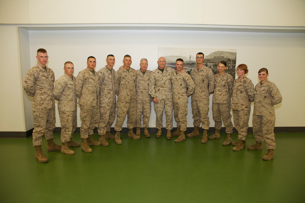 Commandant meets with Marine detachment
