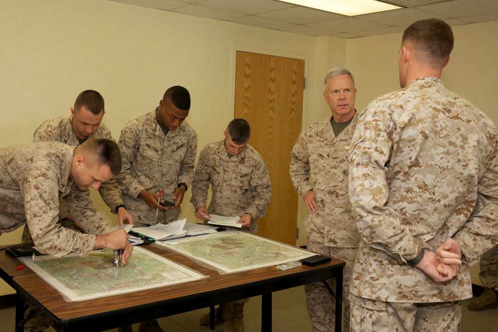 Commandant meets with Marine detachment