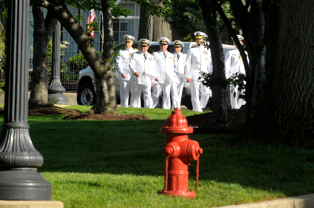 Chilean navy commander in chief visits Washington