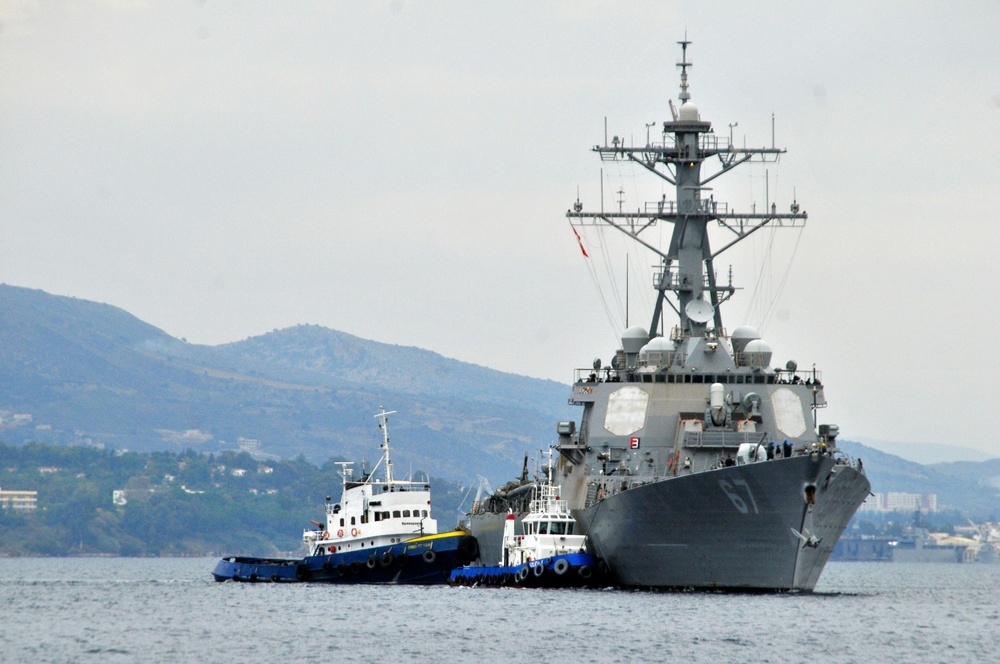 USS Cole visits Greece