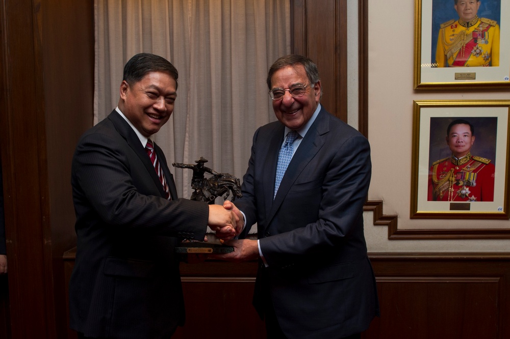 Thai defense minister meeting