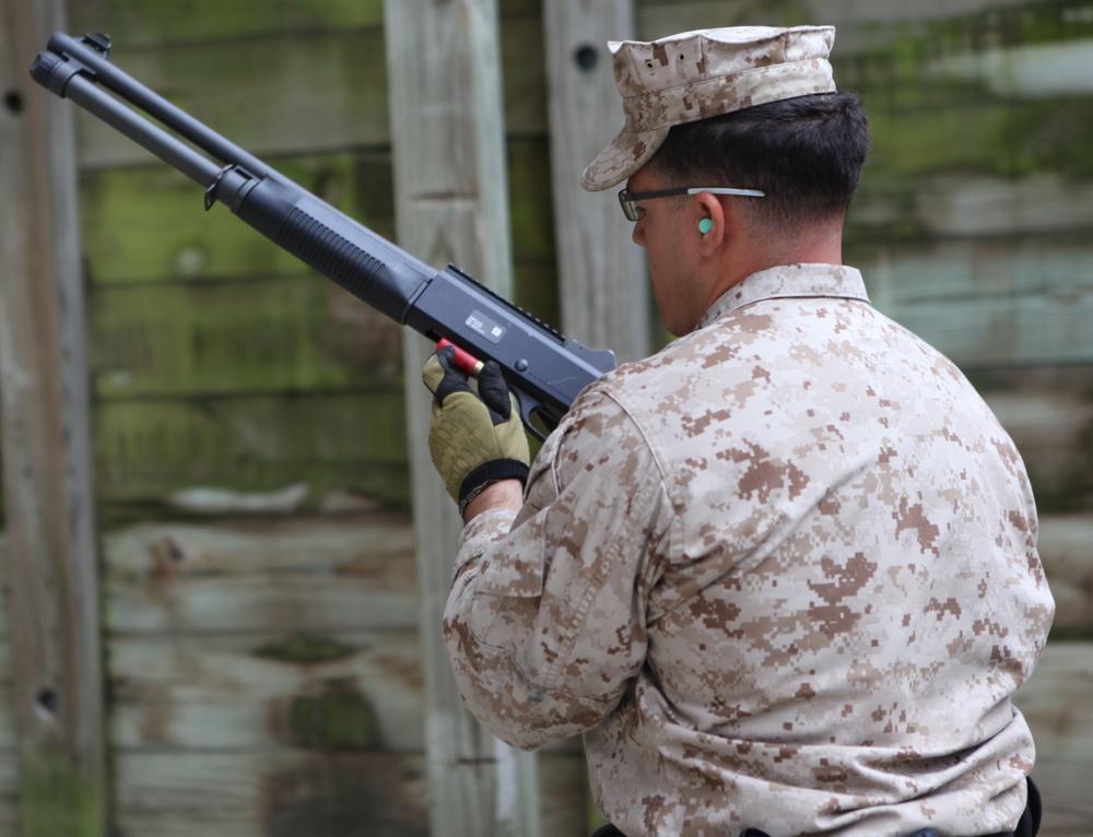 Special-Purpose MAGTF 12 train to help police throughout USMC