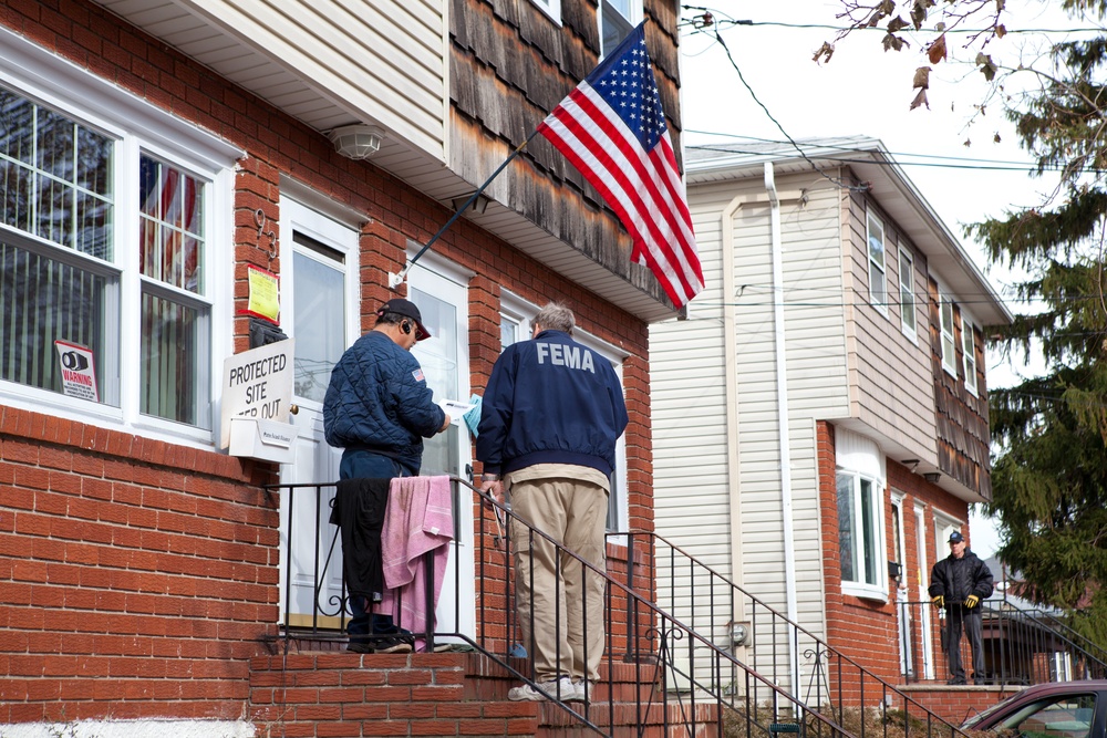 FEMA Community Relations specialists still helping survivors register