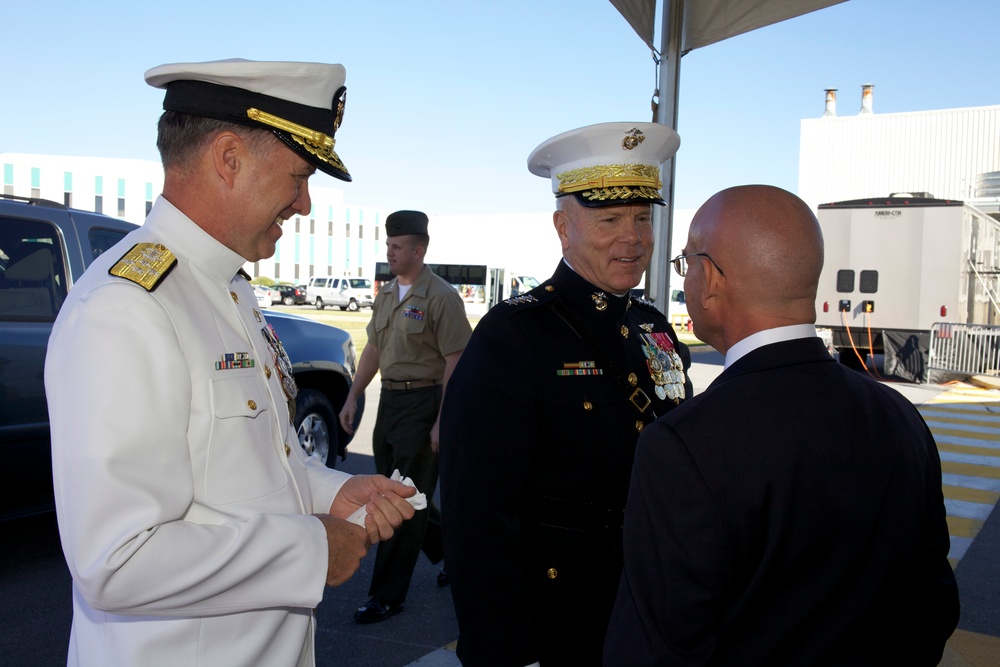 Commandant of the Marine Corps visits