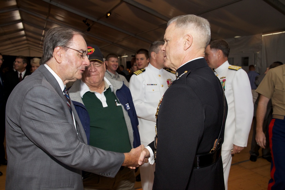 Commandant of the Marine Corps visits