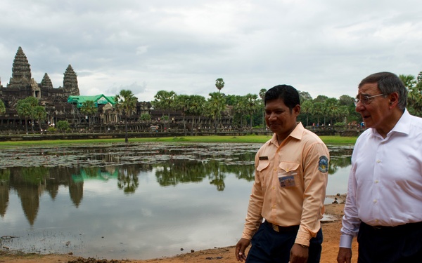 Panetta in Cambodia
