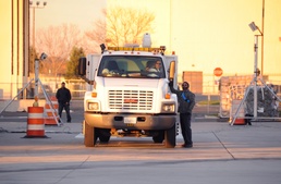 APS prepares hurricane-relief trucks for flight